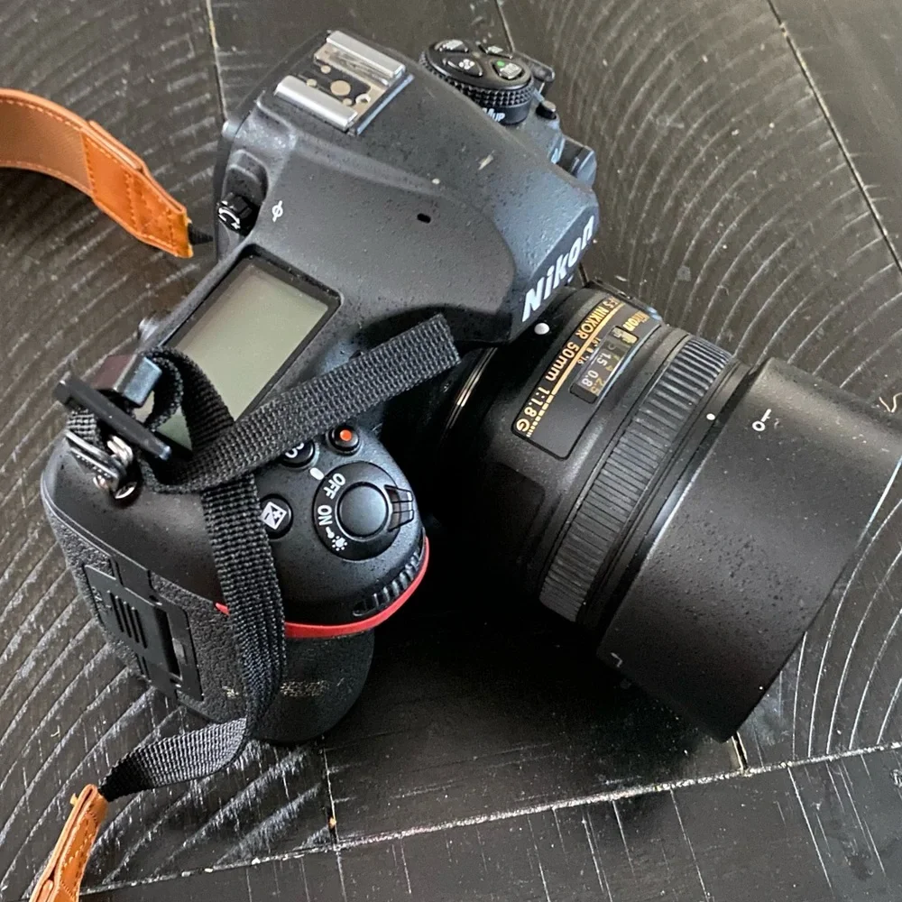 NIKON D850 EXCELLENT CONDITION